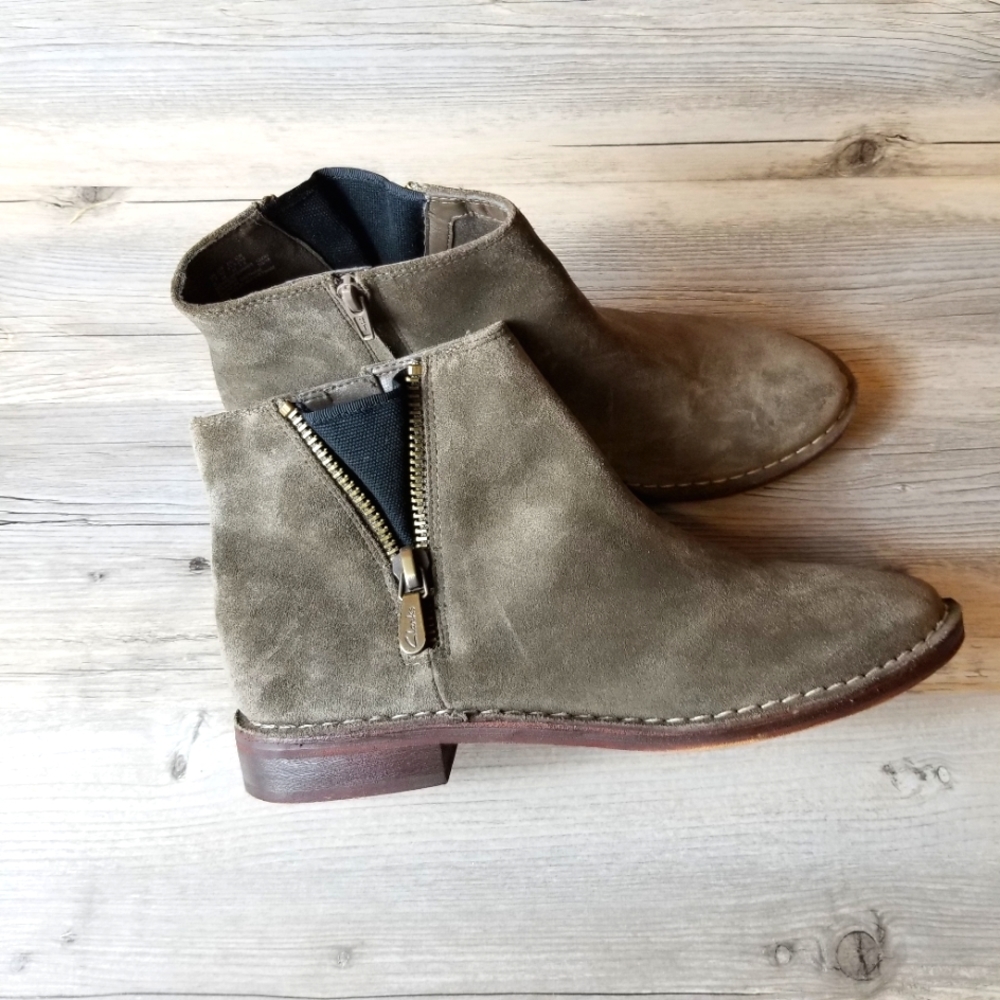 Clarks Sumerset Suede Leather Ankle Boots